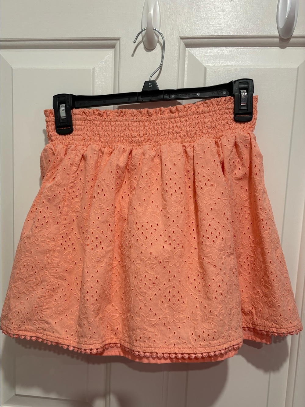 Smocked Eyelet Mini Skirt - Peach